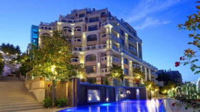 La Mer Luxury Apartments